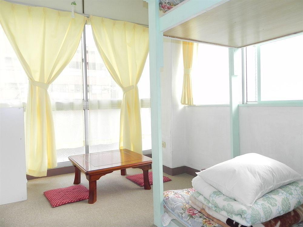 Okinawa Sora House Hostel Наха Екстериор снимка