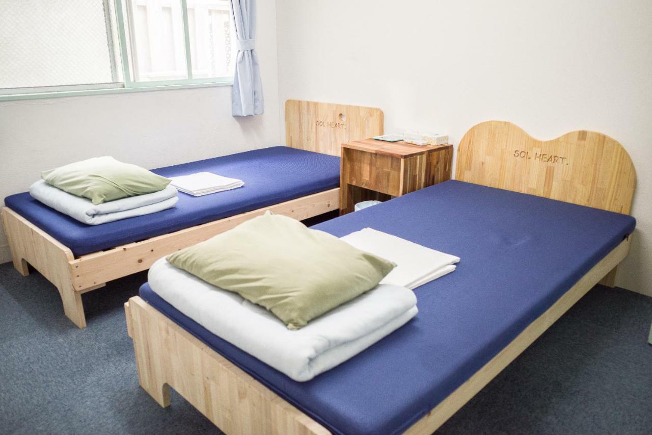 Okinawa Sora House Hostel Наха Екстериор снимка